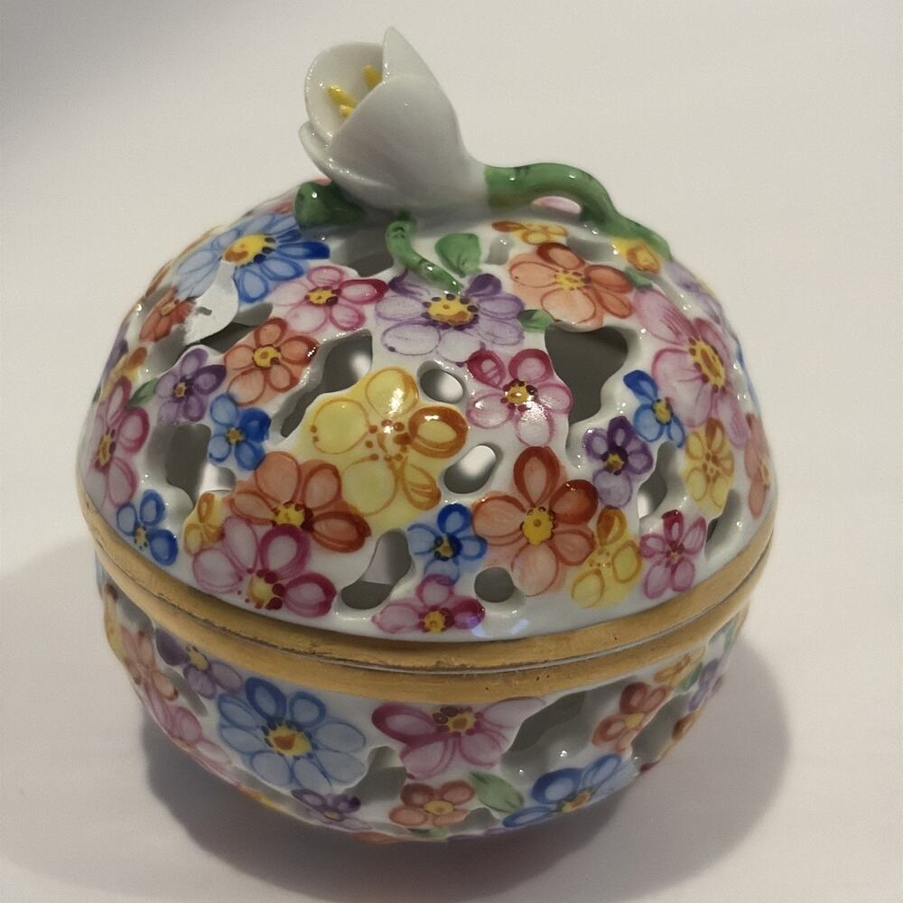 Herend Porcelain Hungary Pierced Open Work Potpourri Floral Trinket Box
